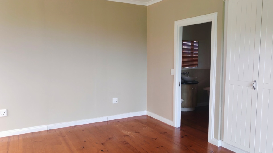 3 Bedroom Property for Sale in Herolds Bay Western Cape